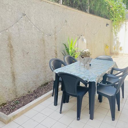 Holiday Homes Rome - Green Apartment S Camillo - Near Trastevere Bagian luar foto