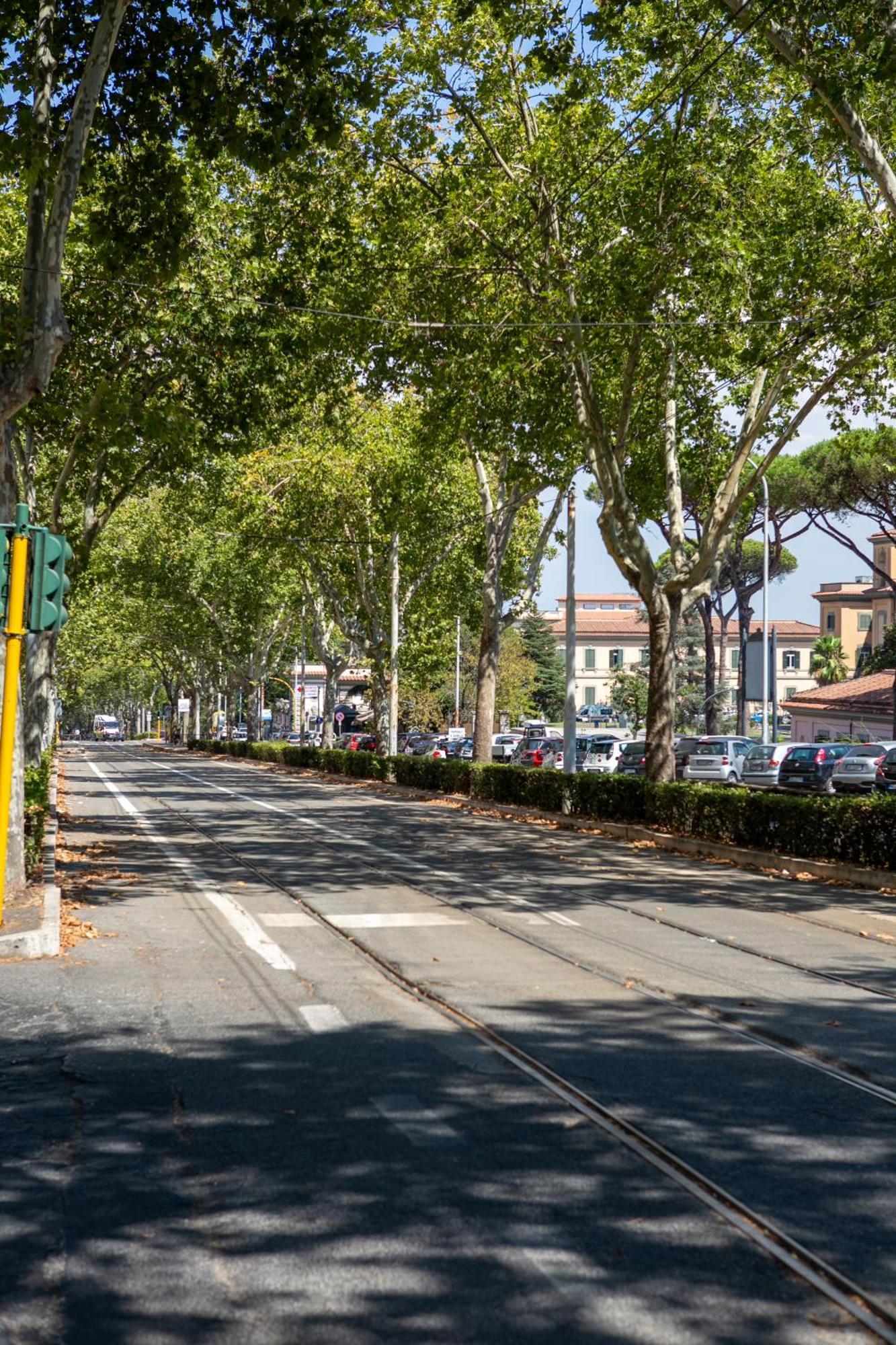 Holiday Homes Rome - Green Apartment S Camillo - Near Trastevere Bagian luar foto