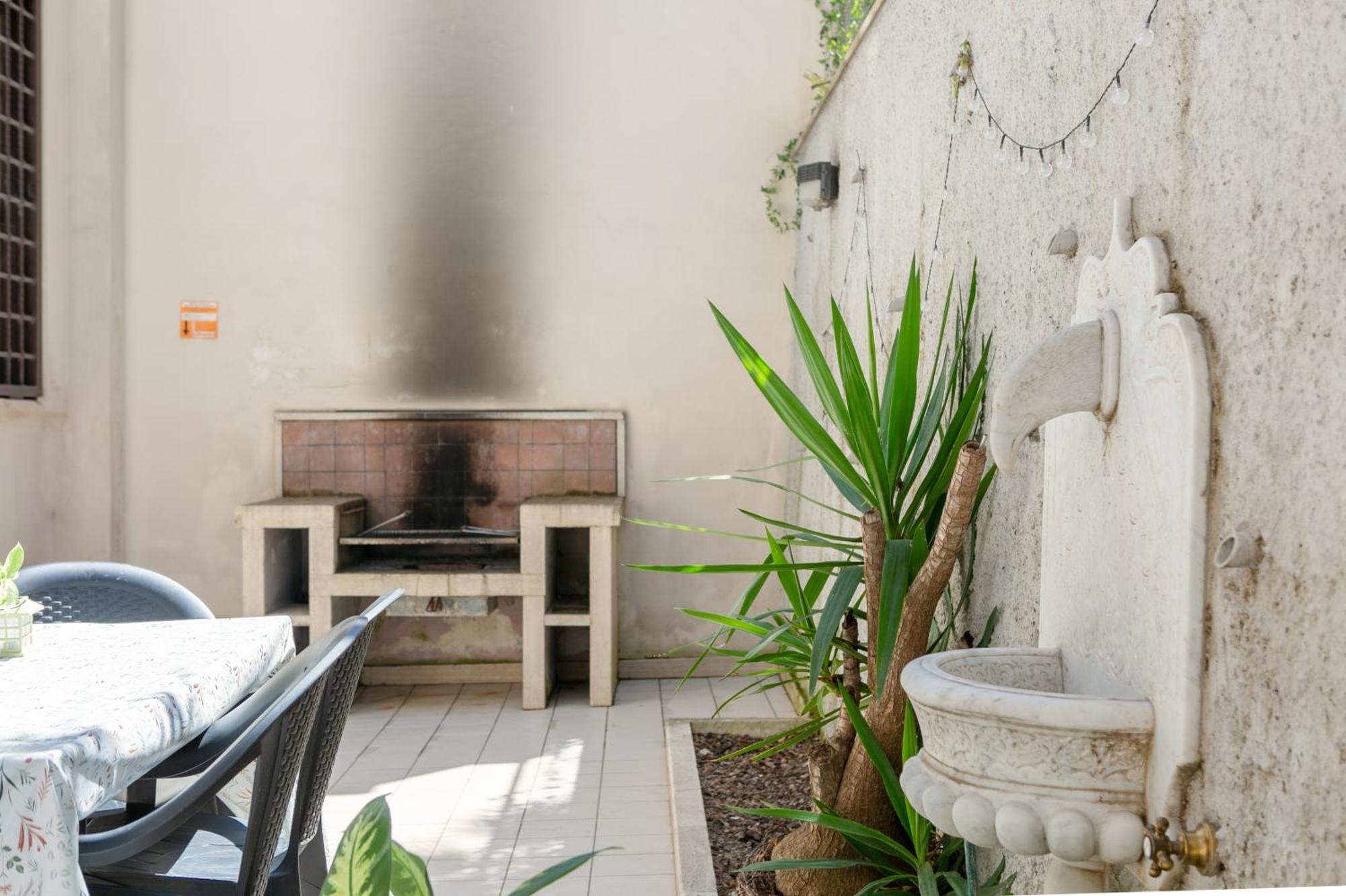 Holiday Homes Rome - Green Apartment S Camillo - Near Trastevere Bagian luar foto